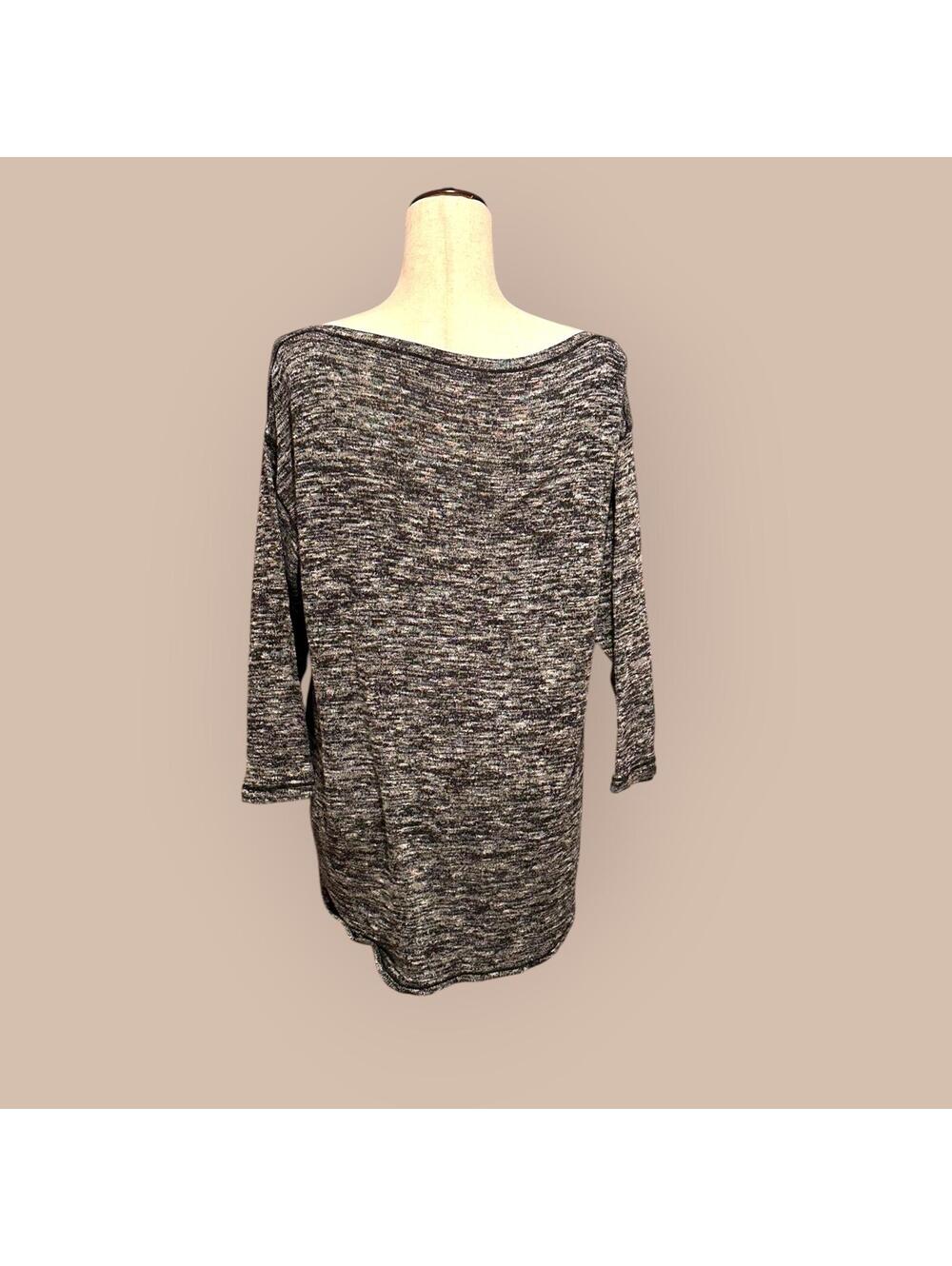 Max Studio Women’s Knit Top Size Large Casual Shirt